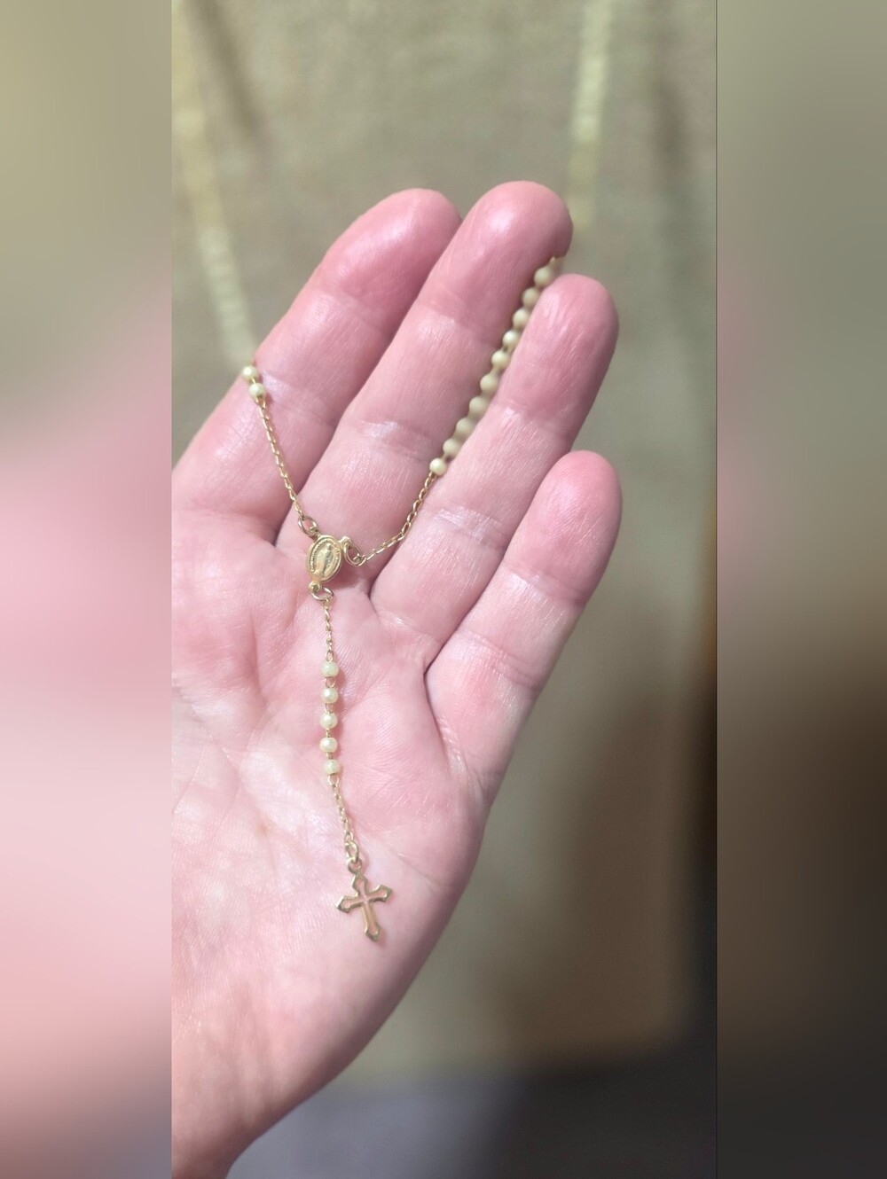 Small Vintage Rosary - Picture 3 of 11